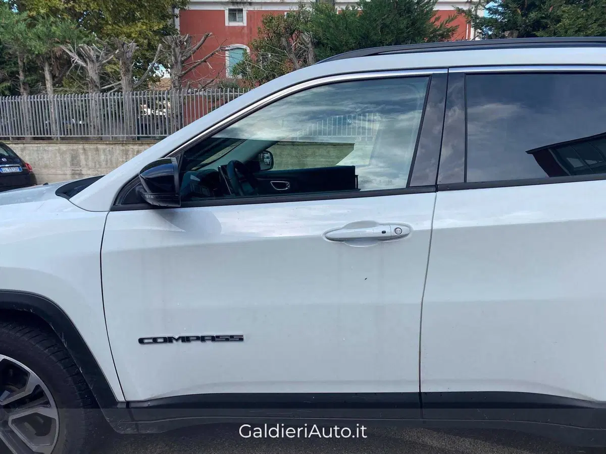 Jeep Compass usata a Salerno (12)
