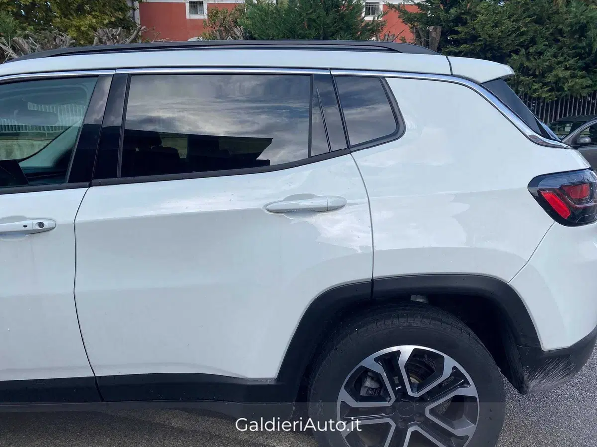 Jeep Compass usata a Salerno (13)