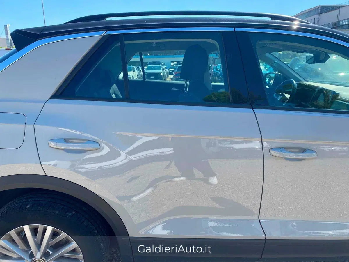 Volkswagen T-Roc usata a Salerno (17)