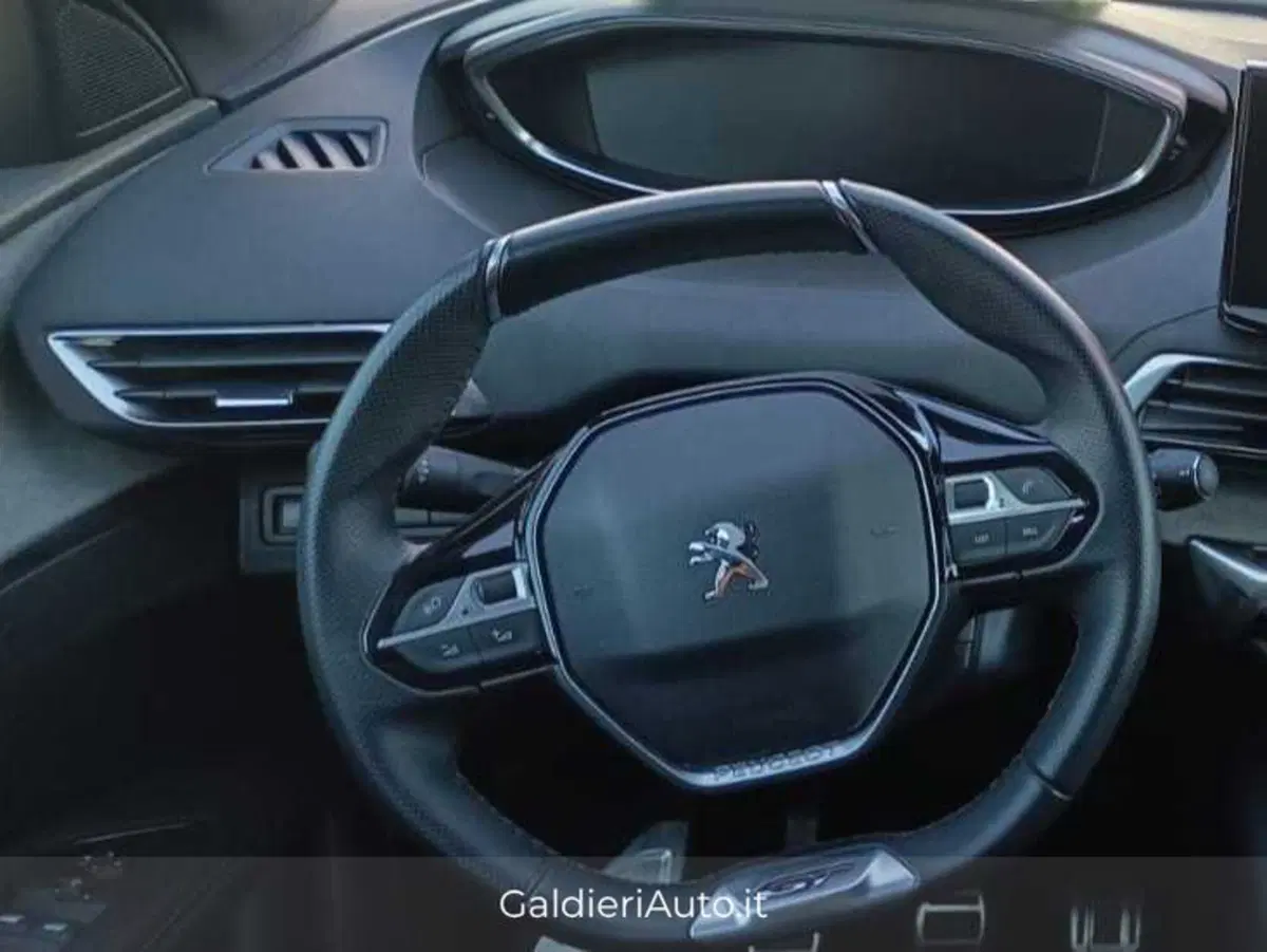 Peugeot 3008 usata a Salerno (8)