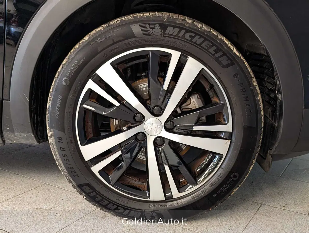 Peugeot 3008 usata a Salerno (9)