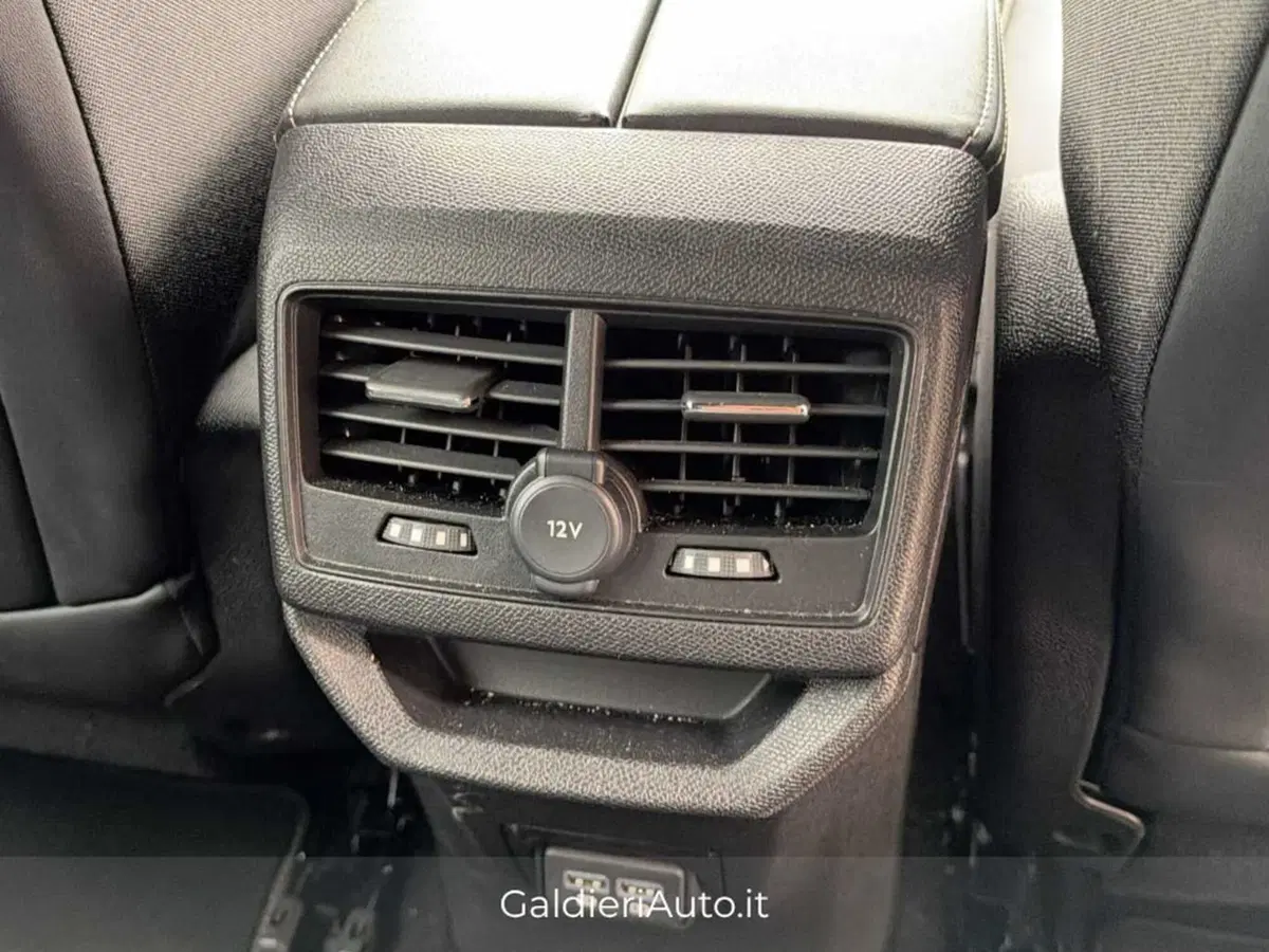 Peugeot 3008 usata a Salerno (12)