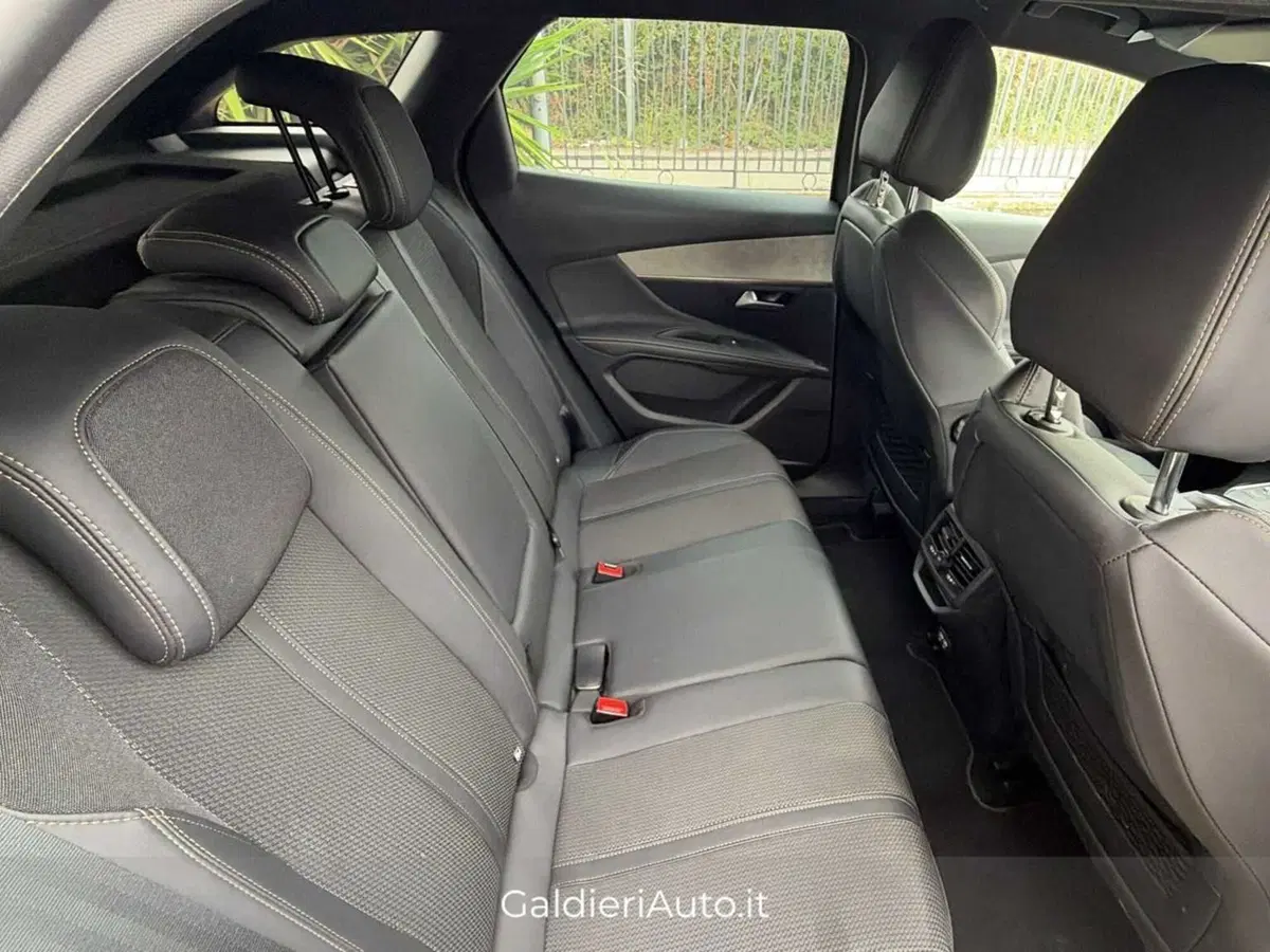 Peugeot 3008 usata a Salerno (13)