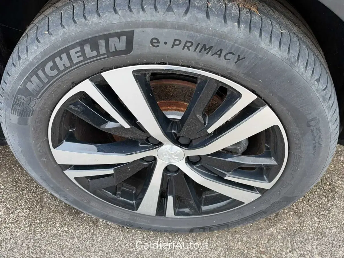 Peugeot 3008 usata a Salerno (6)