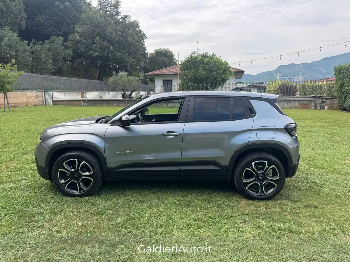 Jeep Avenger usata a Salerno (10)