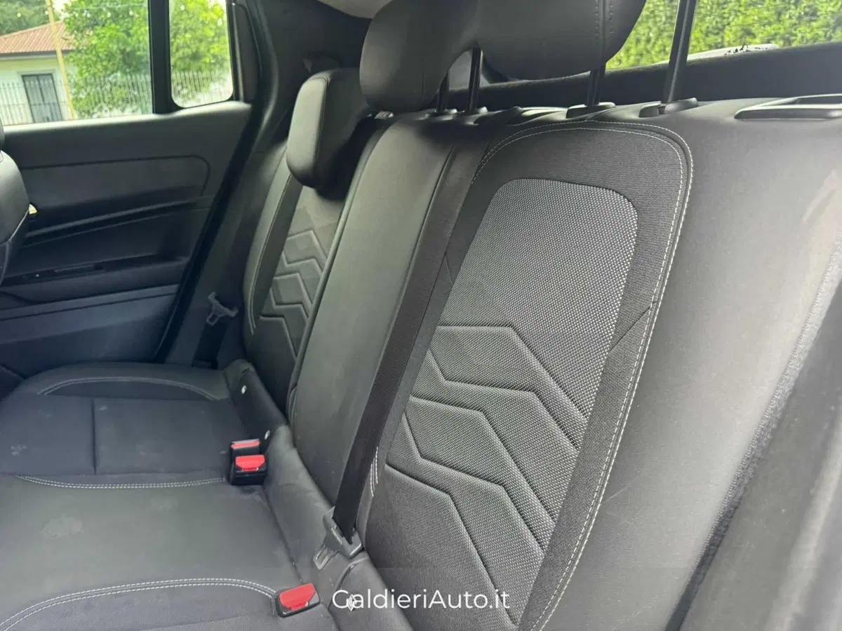 Jeep Avenger usata a Salerno (7)