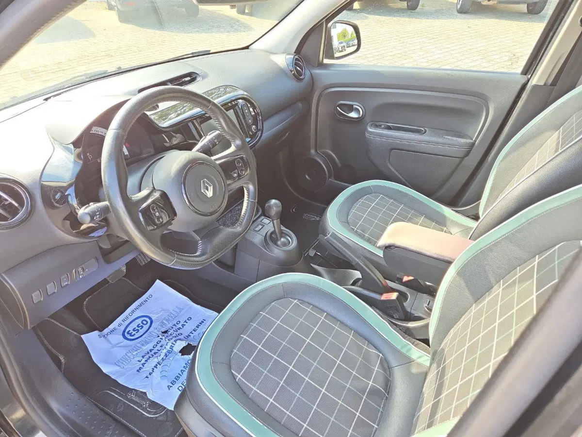 Renault Twingo usata a Lucca (6)
