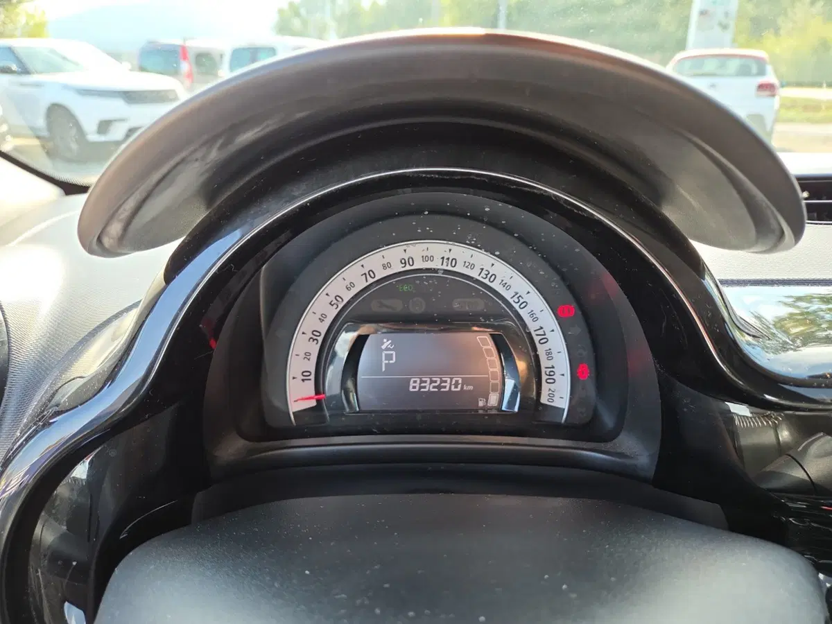 Renault Twingo usata a Lucca (8)