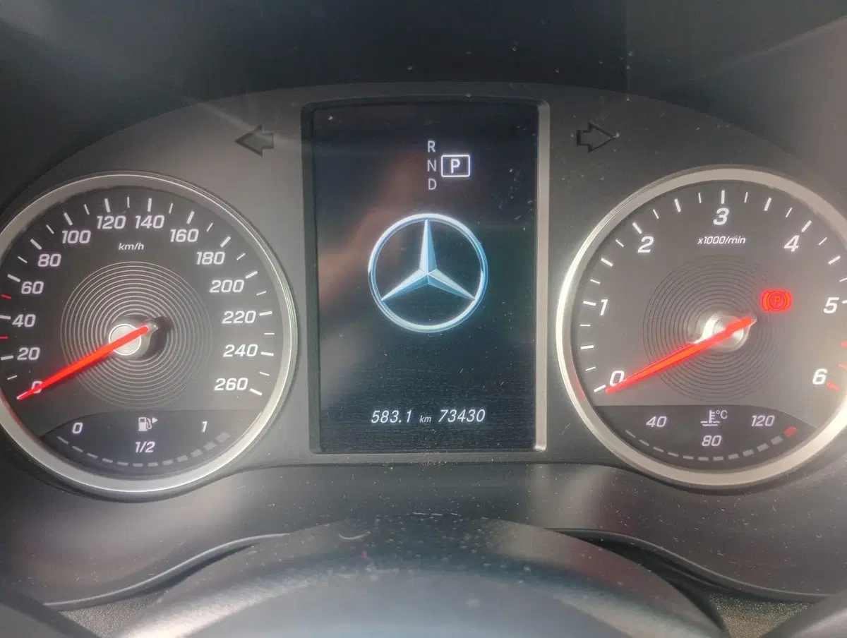 Mercedes-Benz GLC SUV usata a Rimini (18)