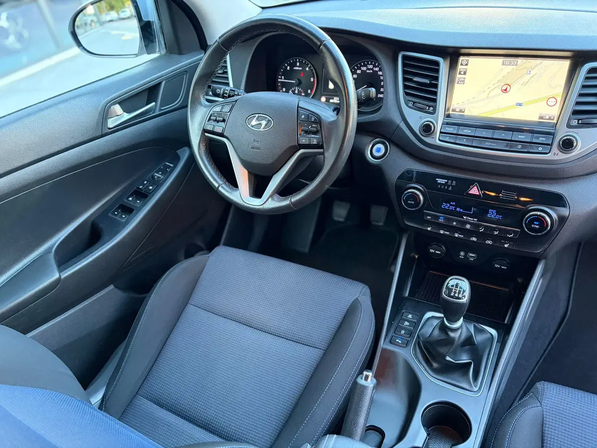 Hyundai Tucson usata a Ancona (16)