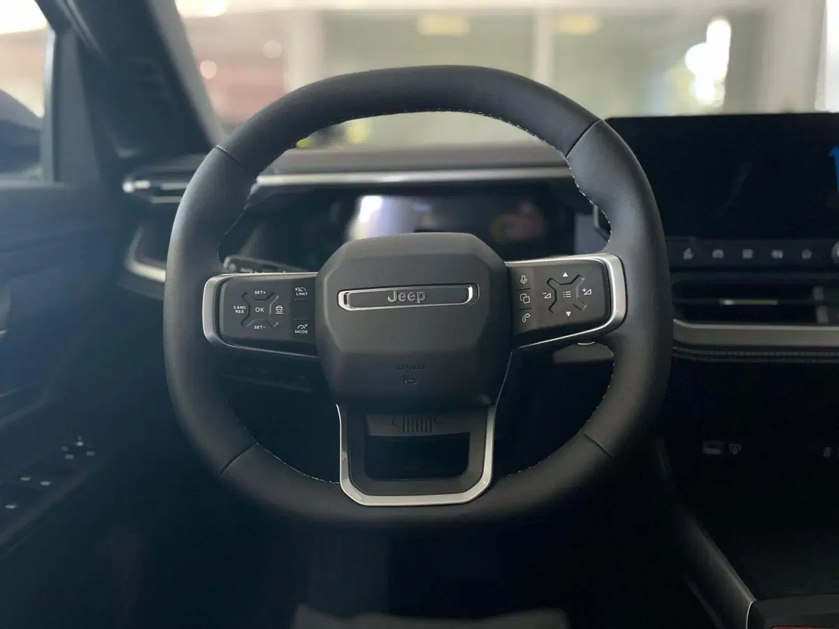 Jeep Compass nuova a Ancona (10)