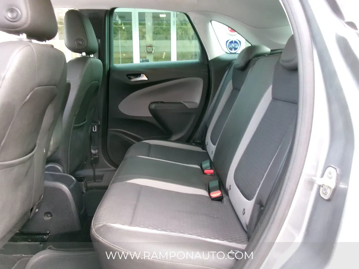 Opel Crossland X usata a Venezia (12)