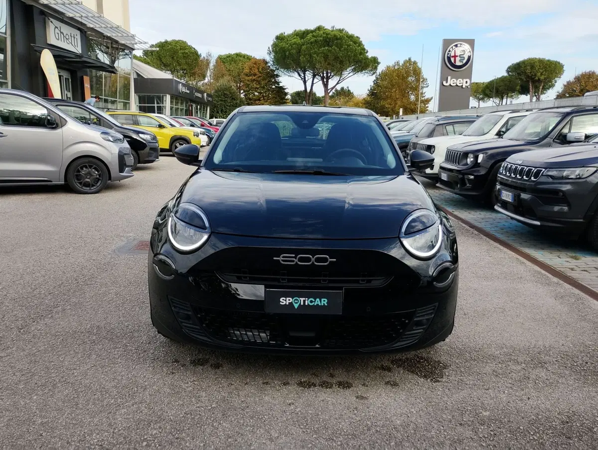 Fiat 600 nuova a Ravenna (10)
