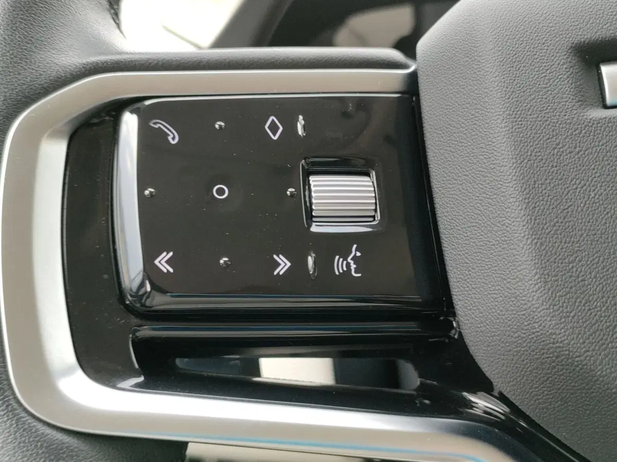 Land Rover Discovery Sport usata a Lecco (12)