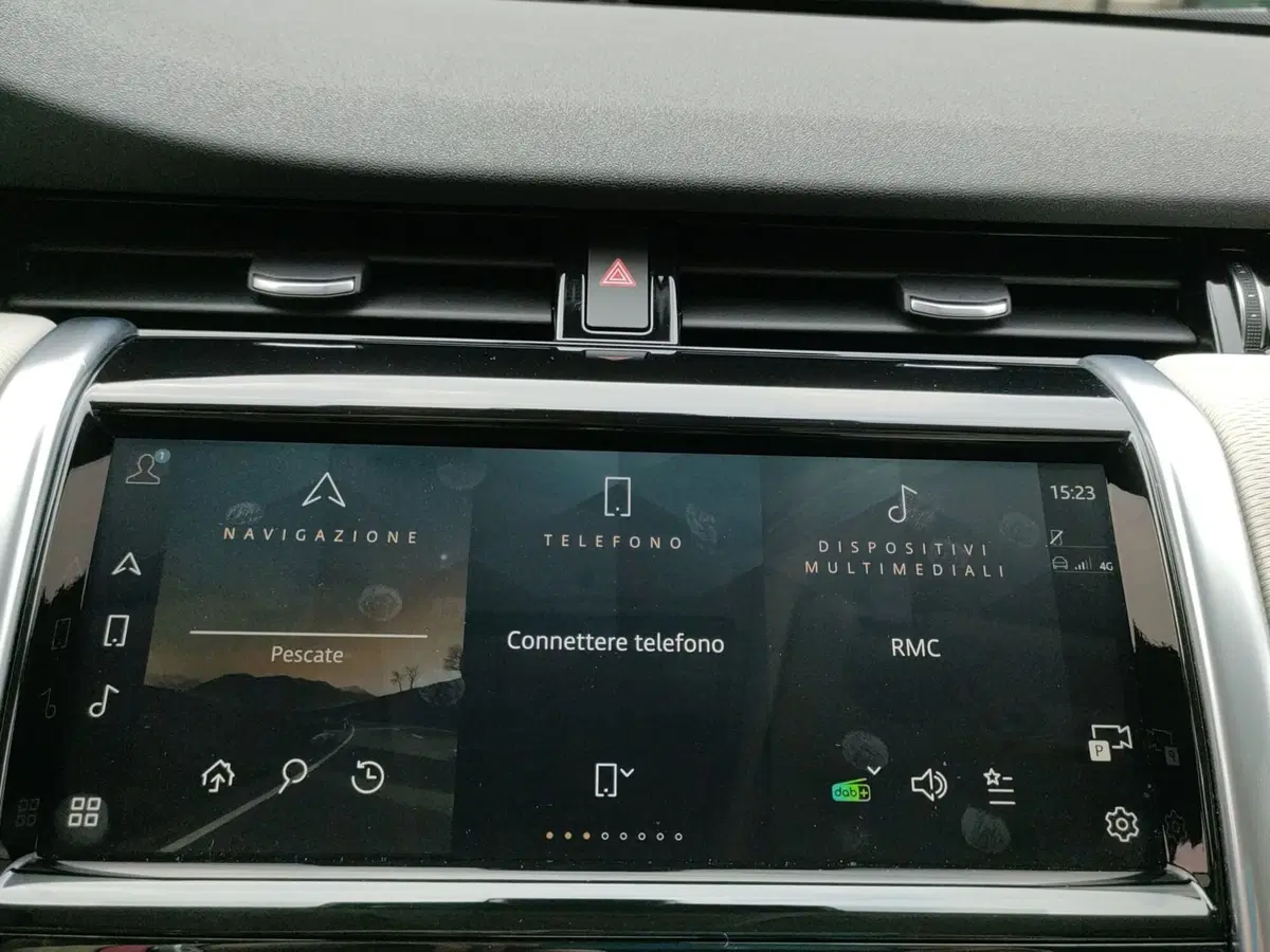 Land Rover Discovery Sport usata a Lecco (15)