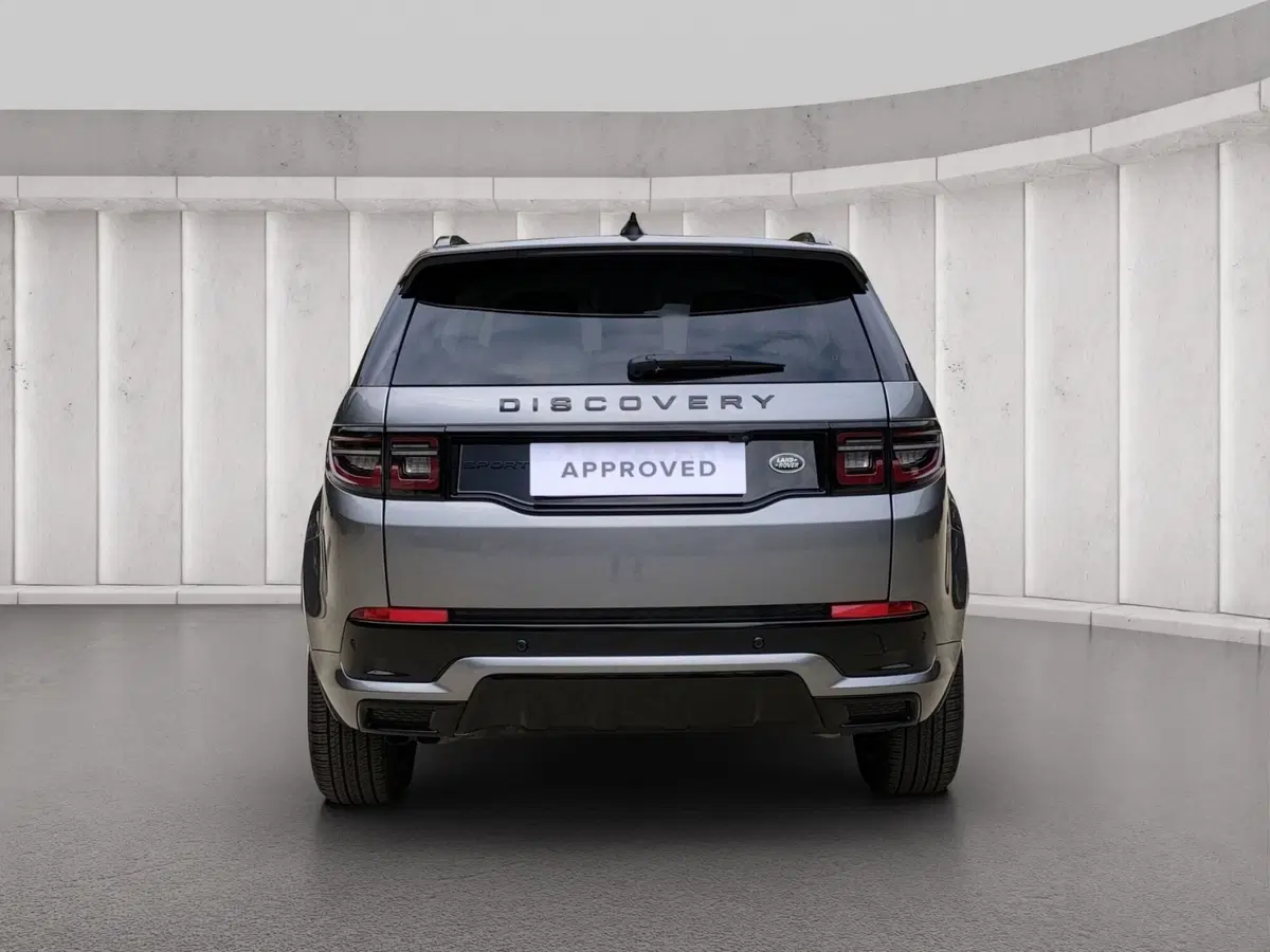 Land Rover Discovery Sport usata a Lecco (7)