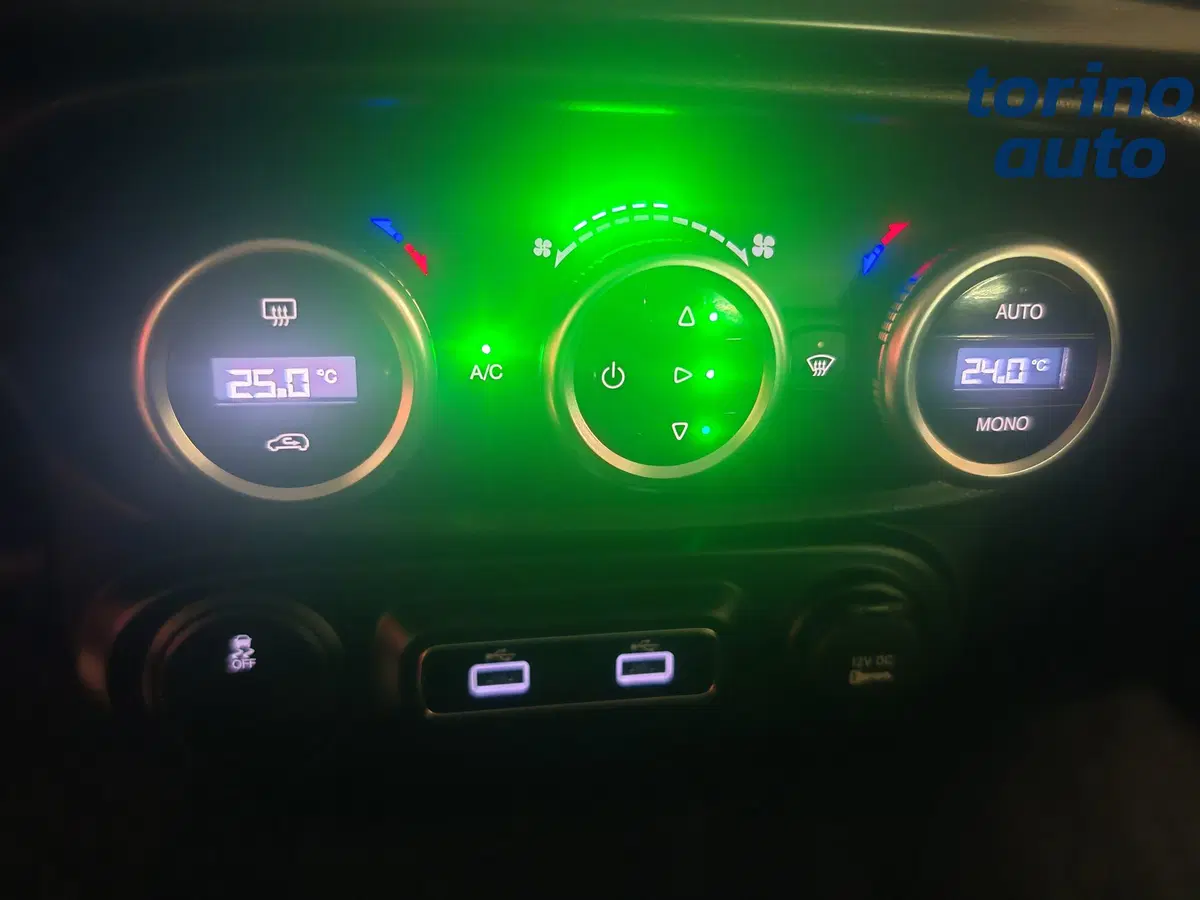 Fiat 500L usata a Torino (17)