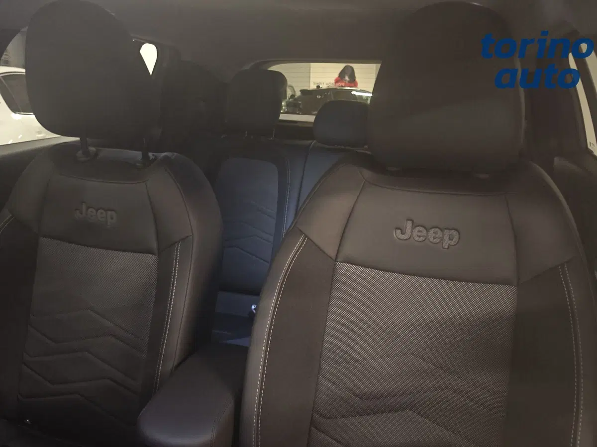 Jeep Avenger usata a Torino (7)
