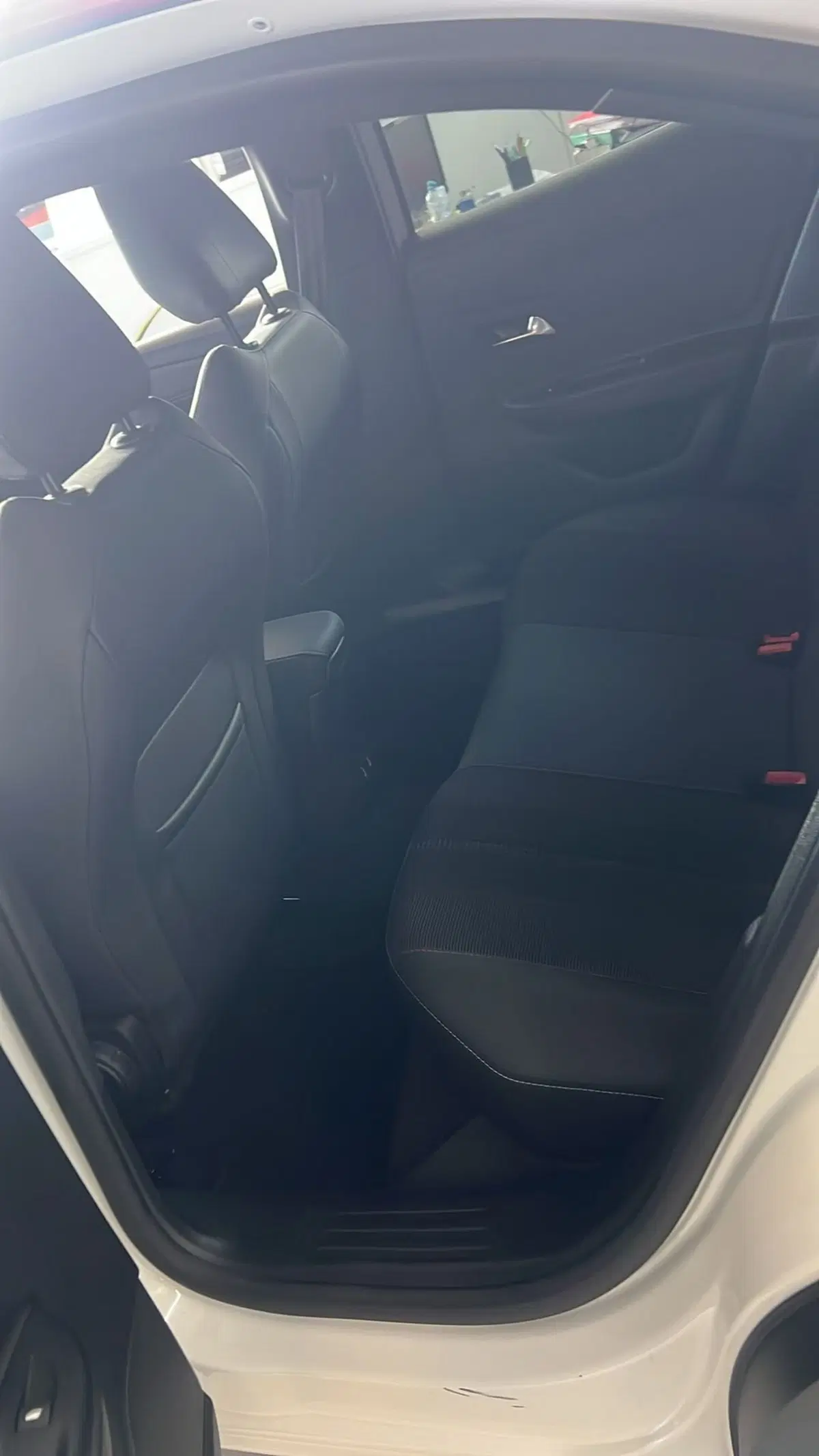 Opel Mokka usata a Savona (12)