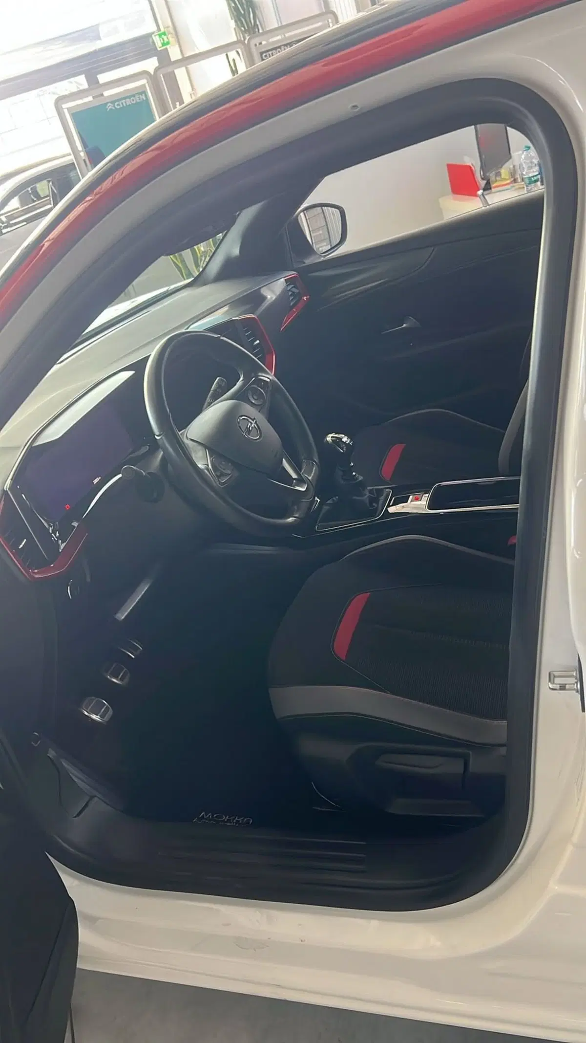 Opel Mokka usata a Savona (13)