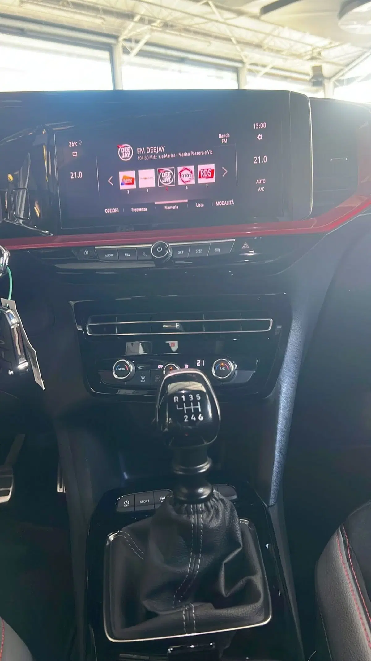 Opel Mokka usata a Savona (15)