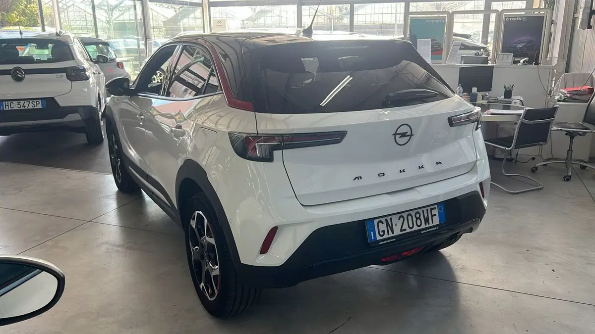 Opel Mokka usata a Savona (8)