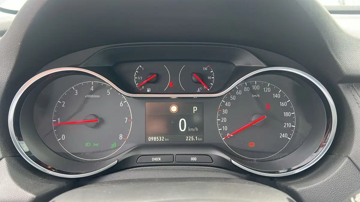 Opel Grandland X usata a Alessandria (11)