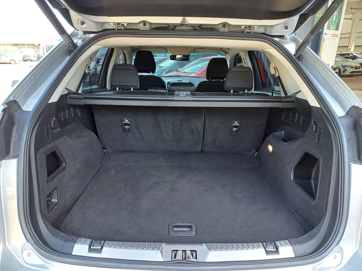 Ford Edge usata a Modena (11)