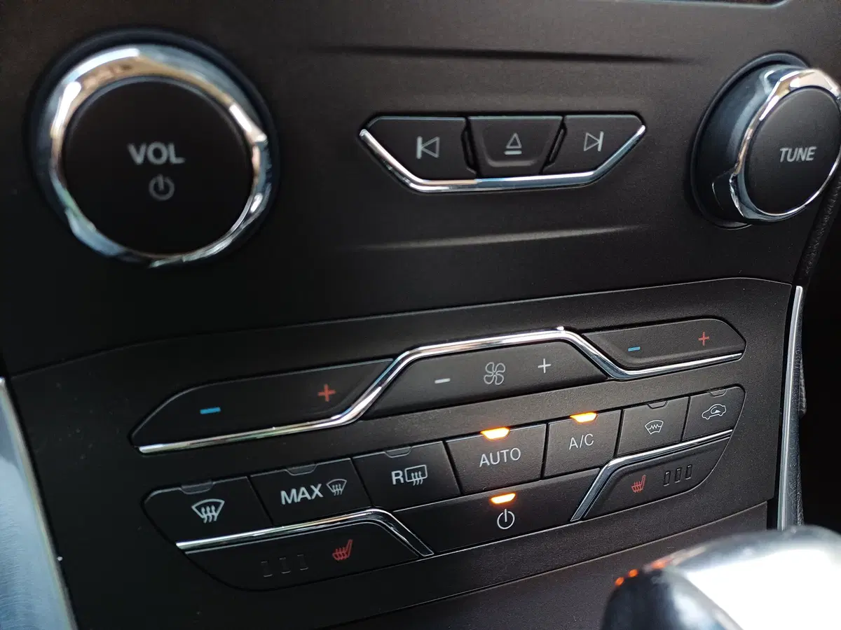 Ford Edge usata a Modena (14)