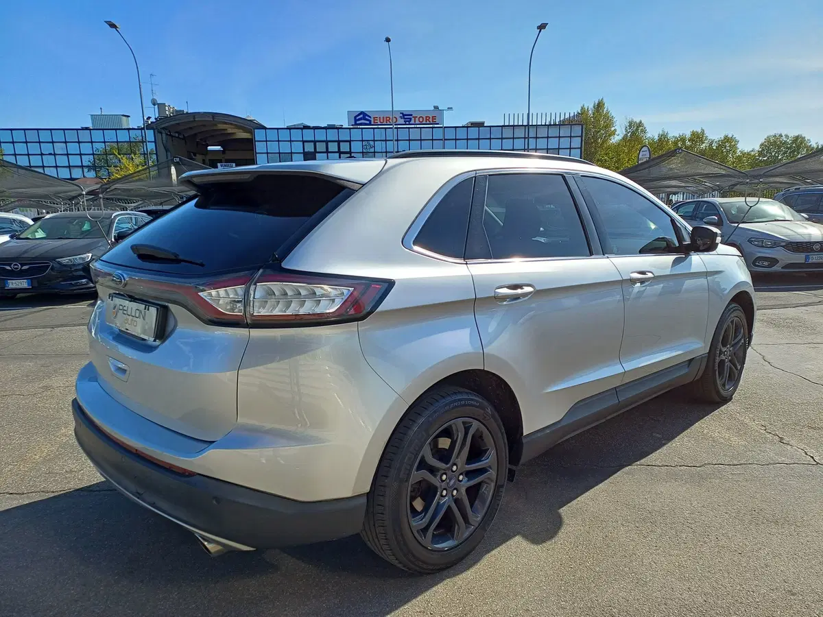 Ford Edge usata a Modena (8)