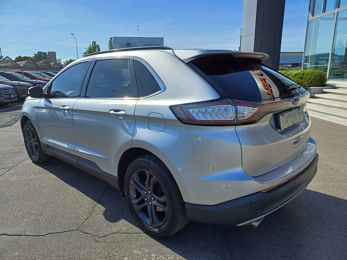 Ford Edge usata a Modena (9)