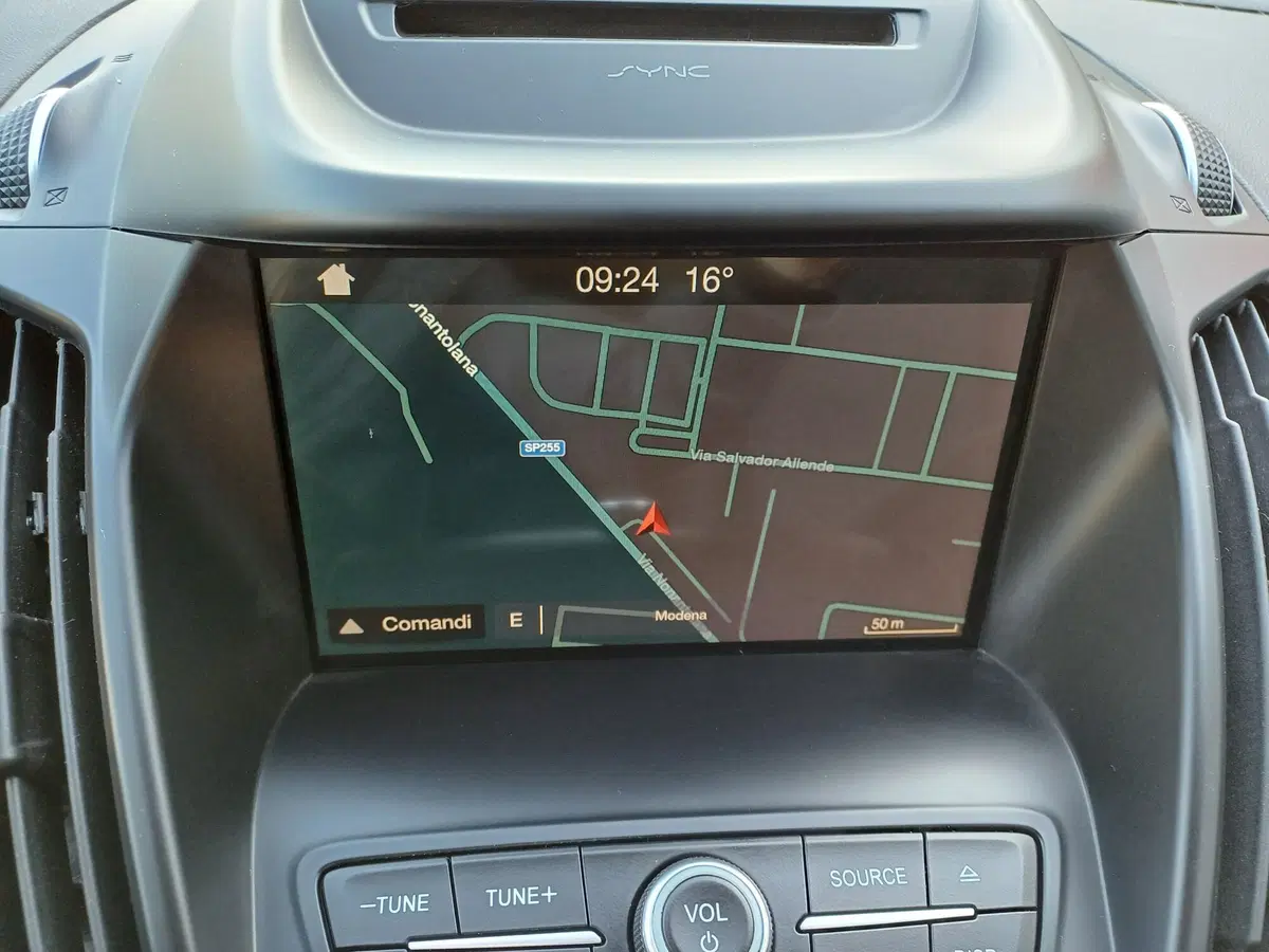 Ford Kuga usata a Modena (13)