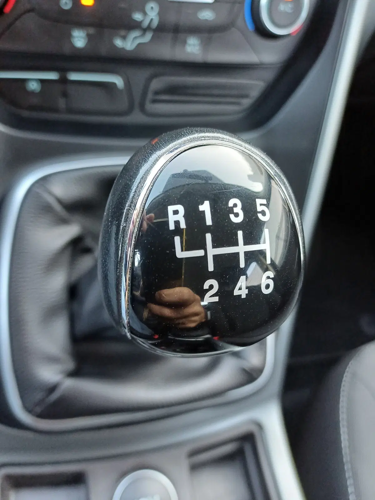 Ford Kuga usata a Modena (19)