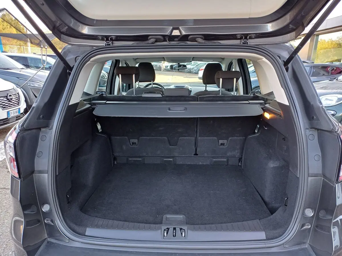 Ford Kuga usata a Modena (9)