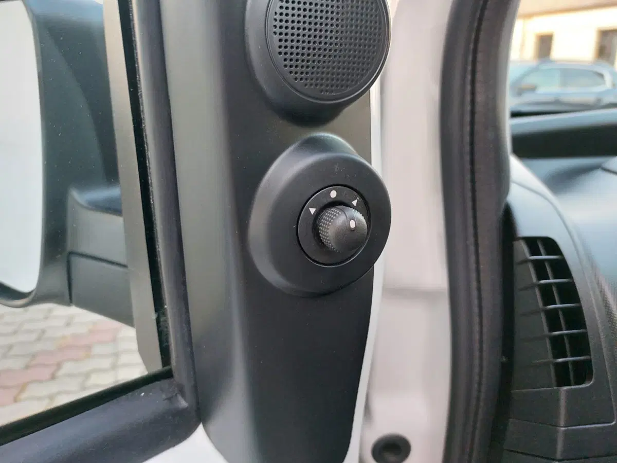 Fiat Fiorino usata a Pavia (11)