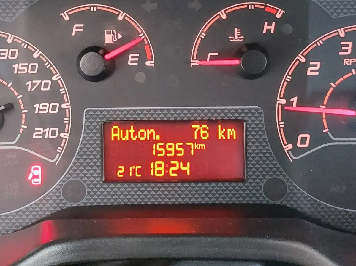 Fiat Fiorino usata a Pavia (13)
