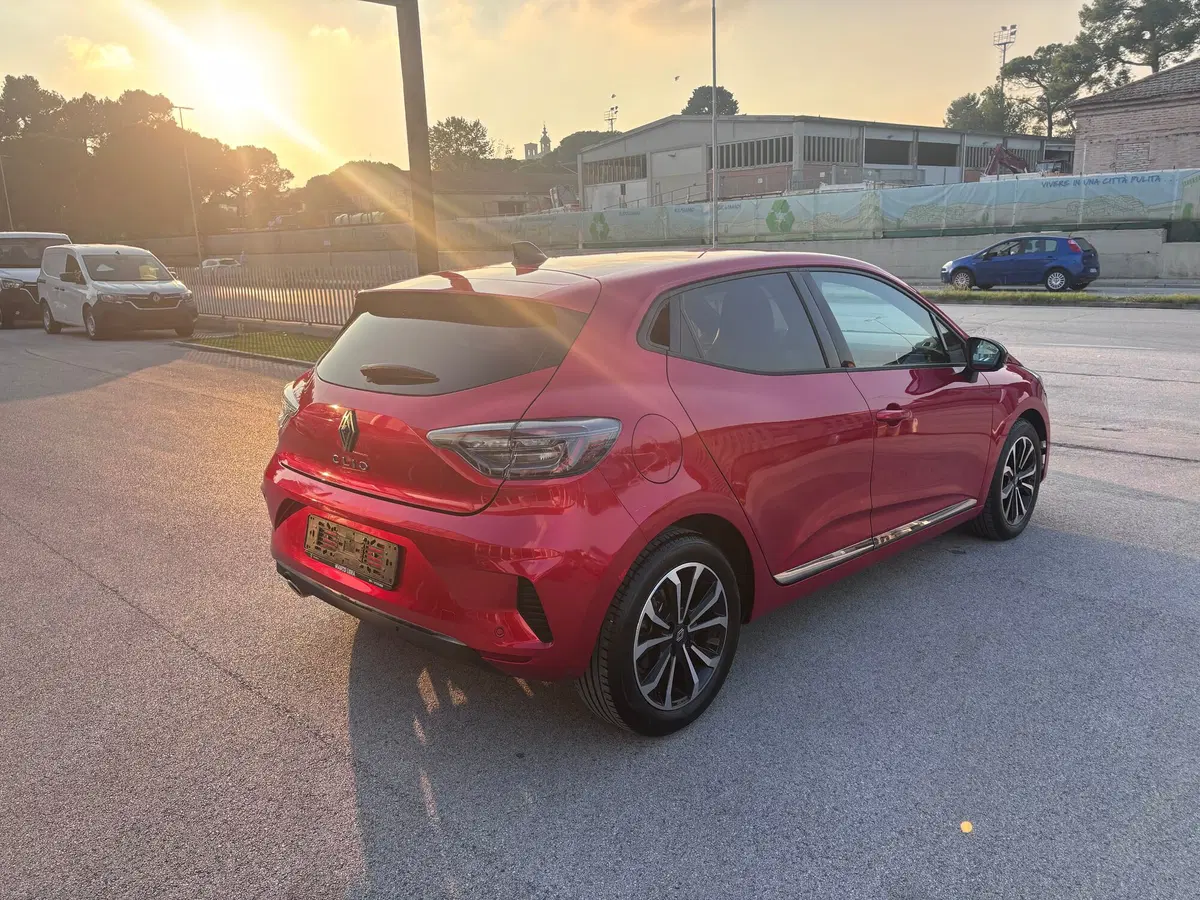 Renault Clio usata a Ancona (5)