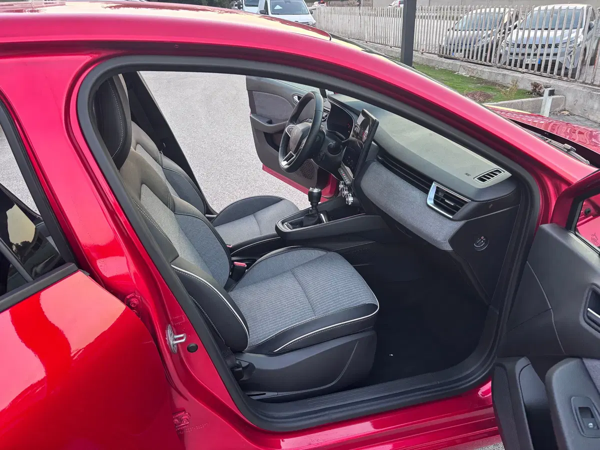 Renault Clio usata a Ancona (13)