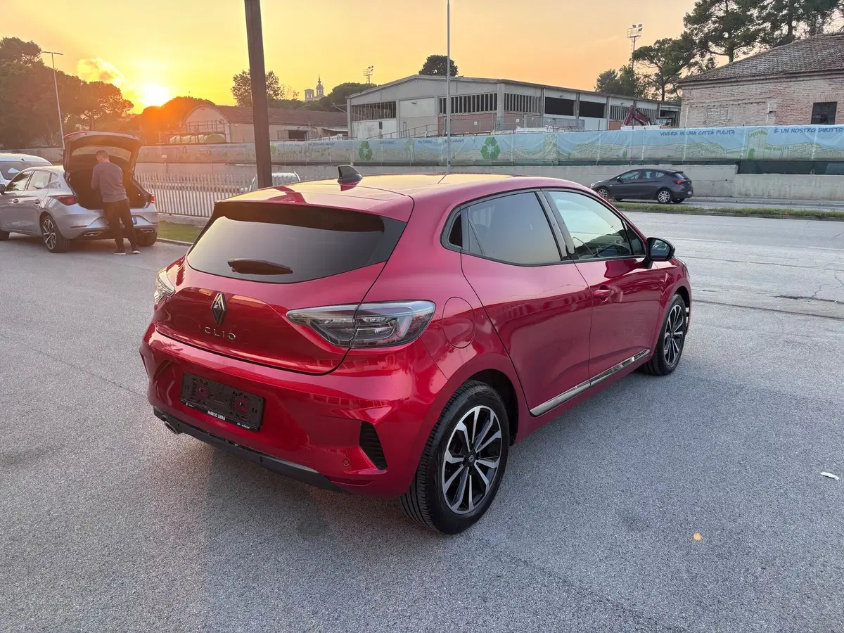 Renault Clio usata a Ancona (5)
