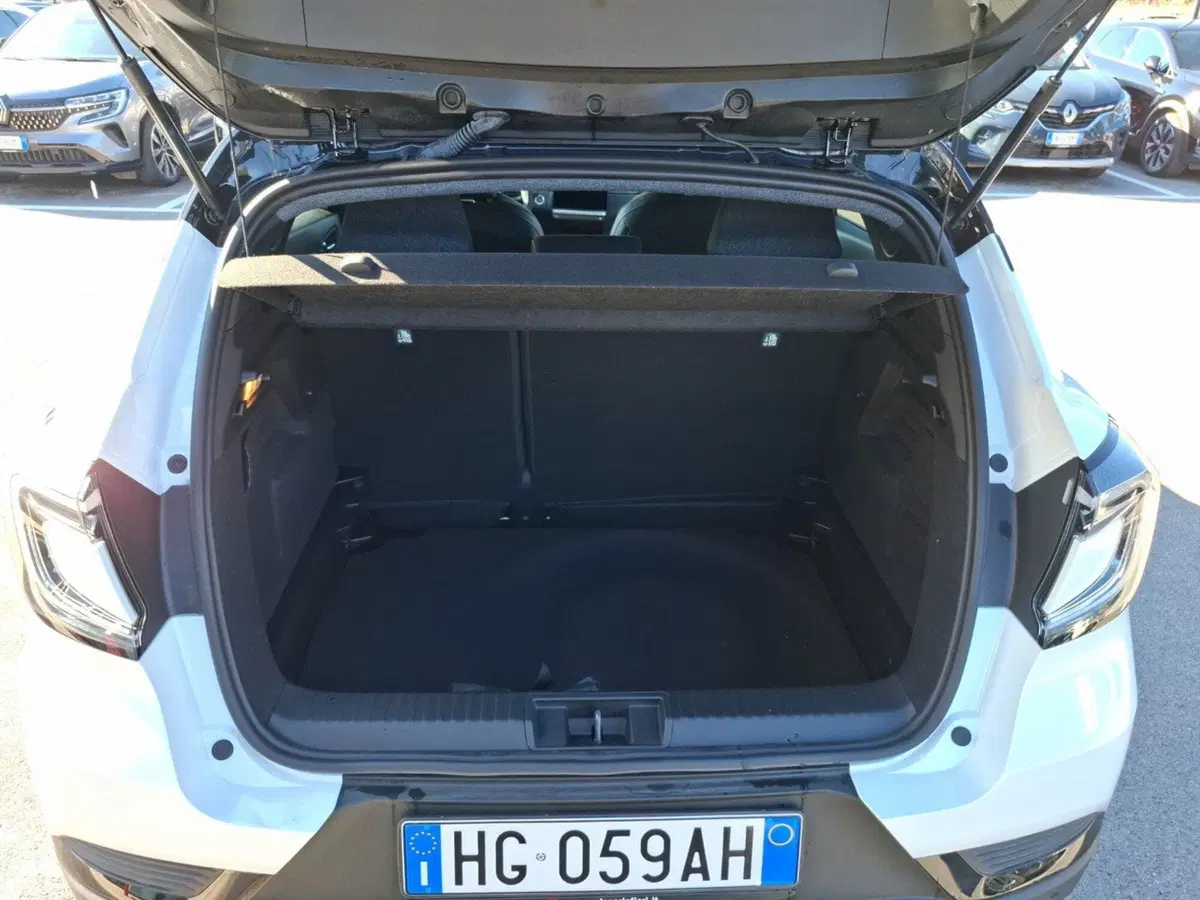Renault Captur nuova a Latina (10)