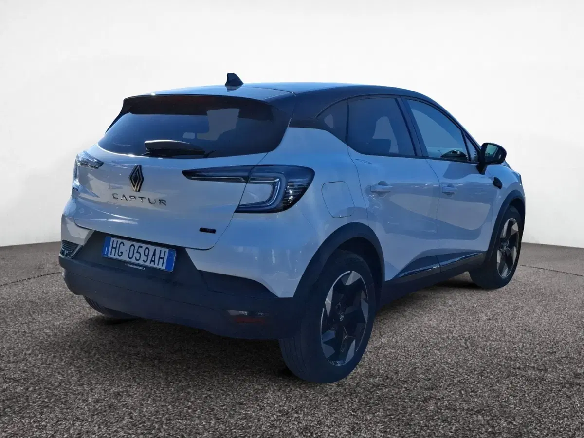 Renault Captur nuova a Latina (4)