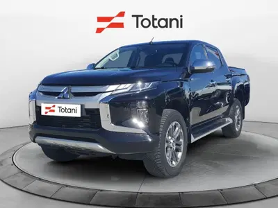 Mitsubishi L200 2.3 D Double Cab 4x4 Sup.Select P0. Diamond aut. del 2021 usata a L'Aquila
