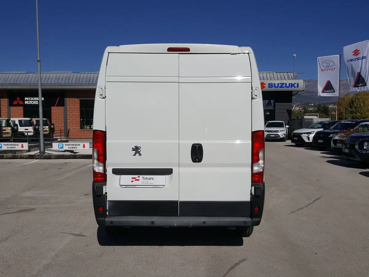 Peugeot Boxer Furgone usata a L'Aquila (12)