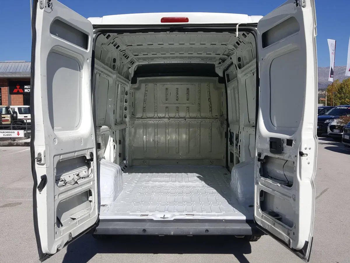 Peugeot Boxer Furgone usata a L'Aquila (13)