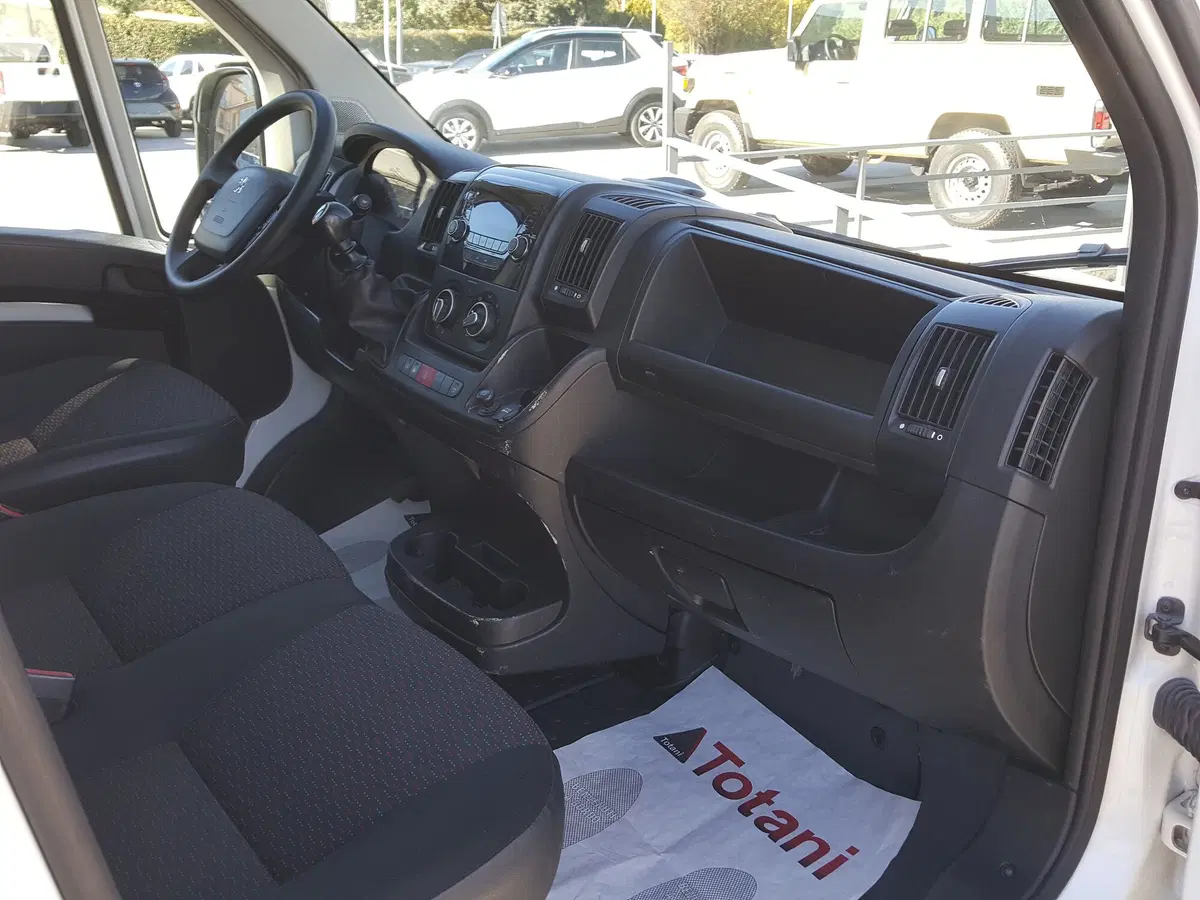 Peugeot Boxer Furgone usata a L'Aquila (20)