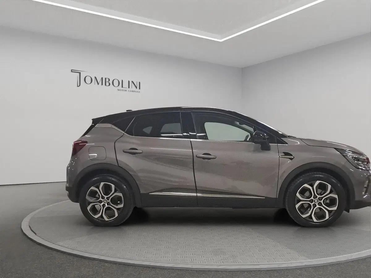 Renault Captur usata a Macerata (8)