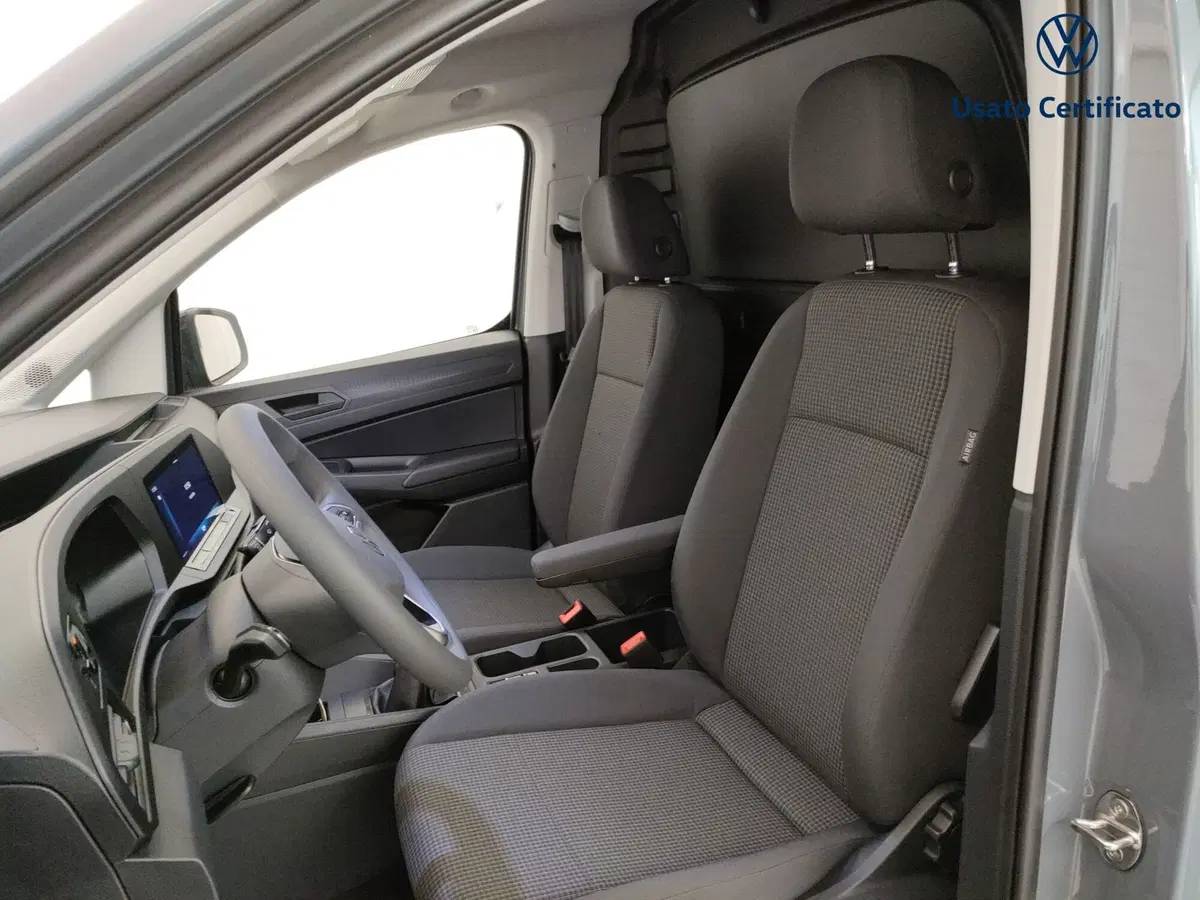 Volkswagen Veicoli Commerciali Caddy Furgone nuova a Varese (9)