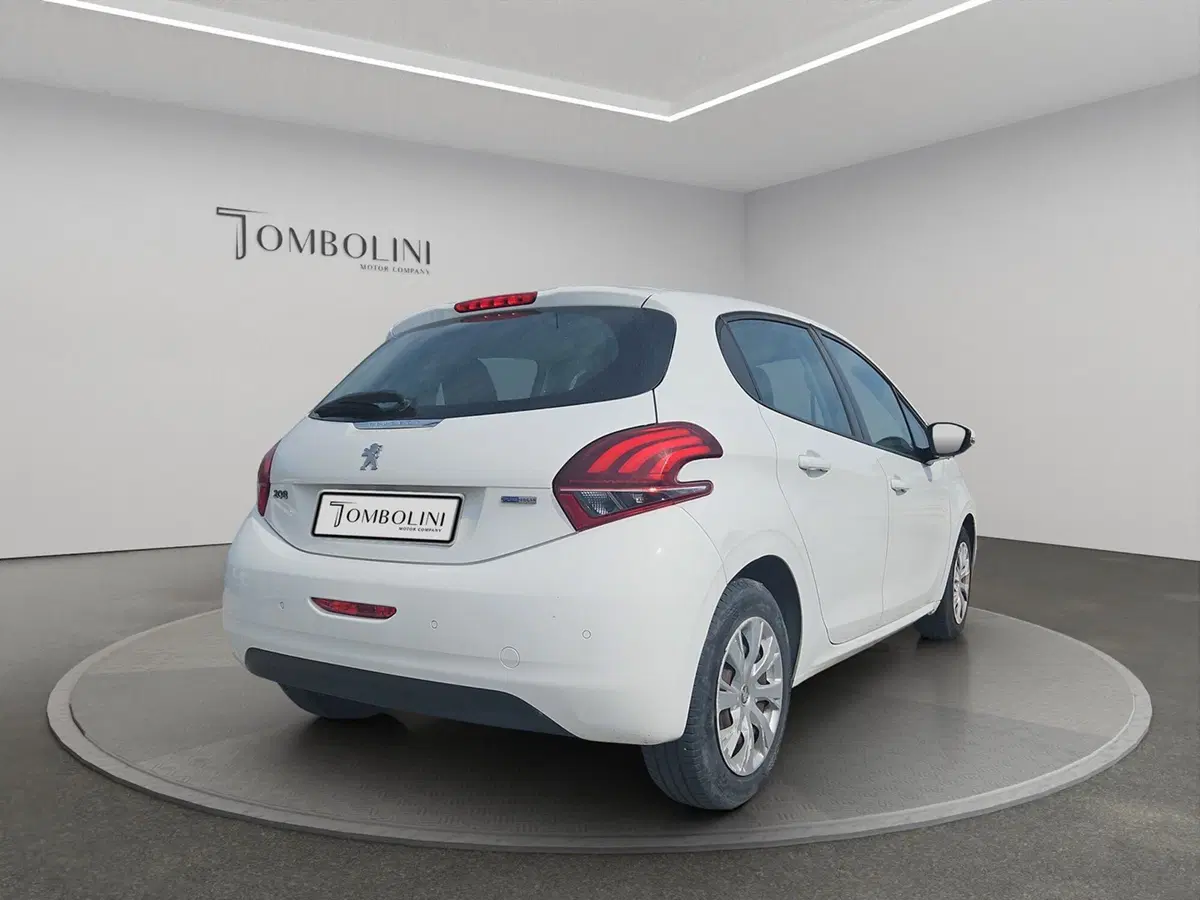 Peugeot 208 usata a Perugia (5)