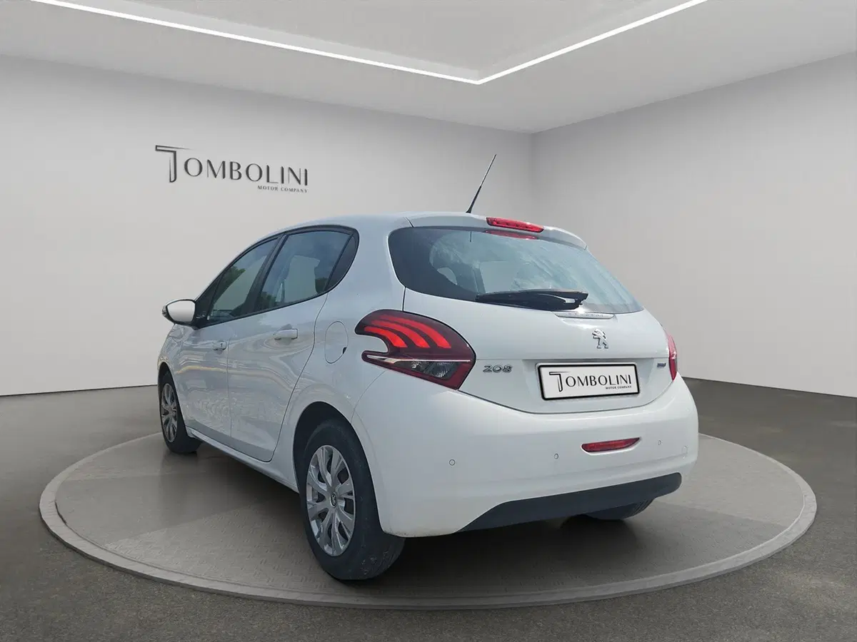 Peugeot 208 usata a Perugia (7)
