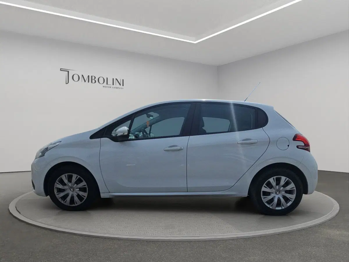 Peugeot 208 usata a Perugia (8)